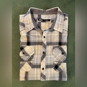 BKE Men's Black and Gray Plaid Button Down Shirt, Size: L. (5461)